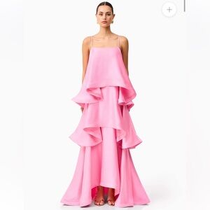 elliatt tilly pink tiered oversized ruffle flared maxi gown dress size medium